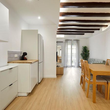 17 Nice Apartment Next To El Molino Барселона Екстериор снимка